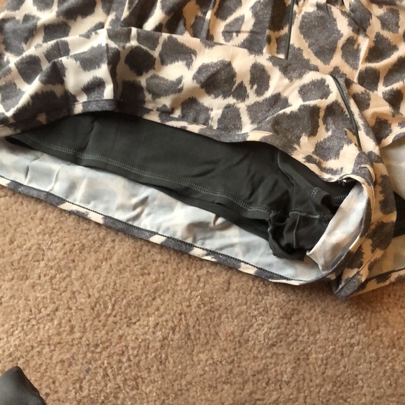 Aerie Offline shorts - Picture 2 of 3